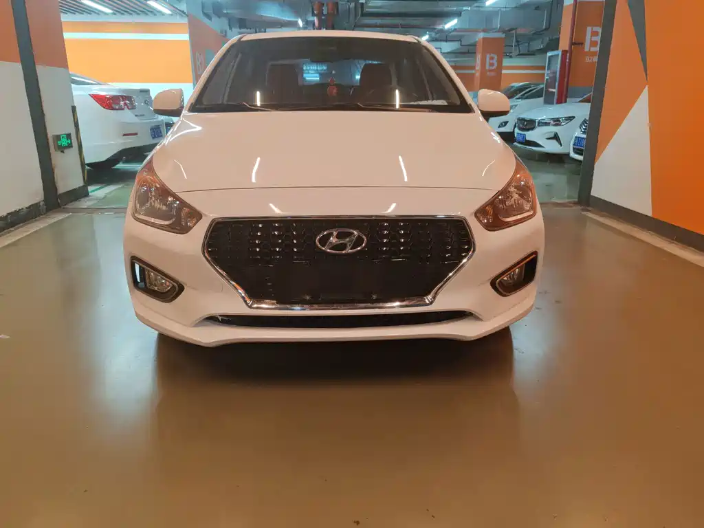 Hyundai Verna — миниатюра 3