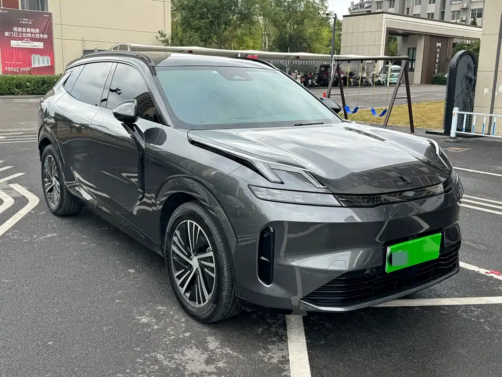 Lynk & Co 08 EM-P — миниатюра 2