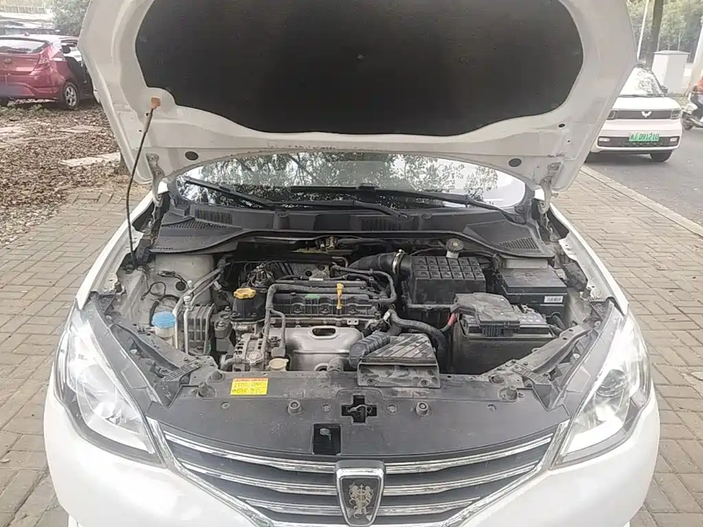 Roewe 360 — миниатюра 20