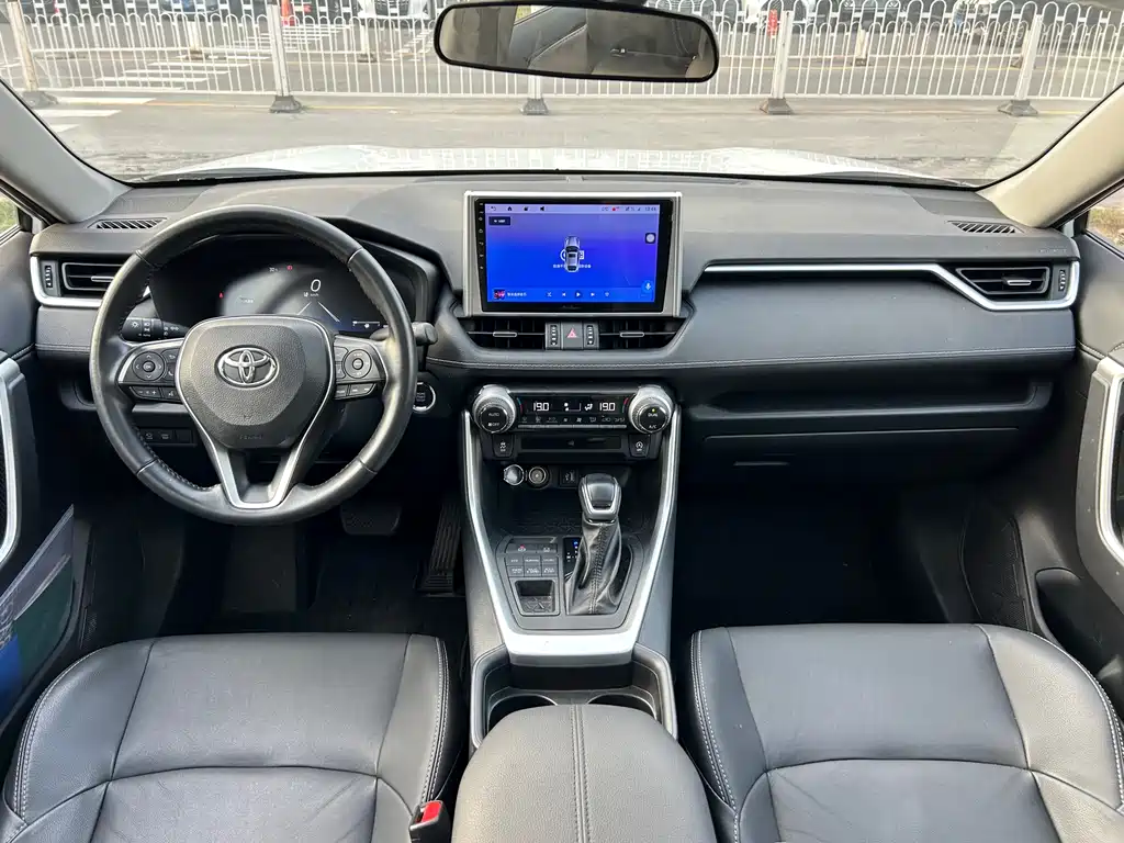 Toyota Wildlander 2023 2.0L CVT Luxury PLUS