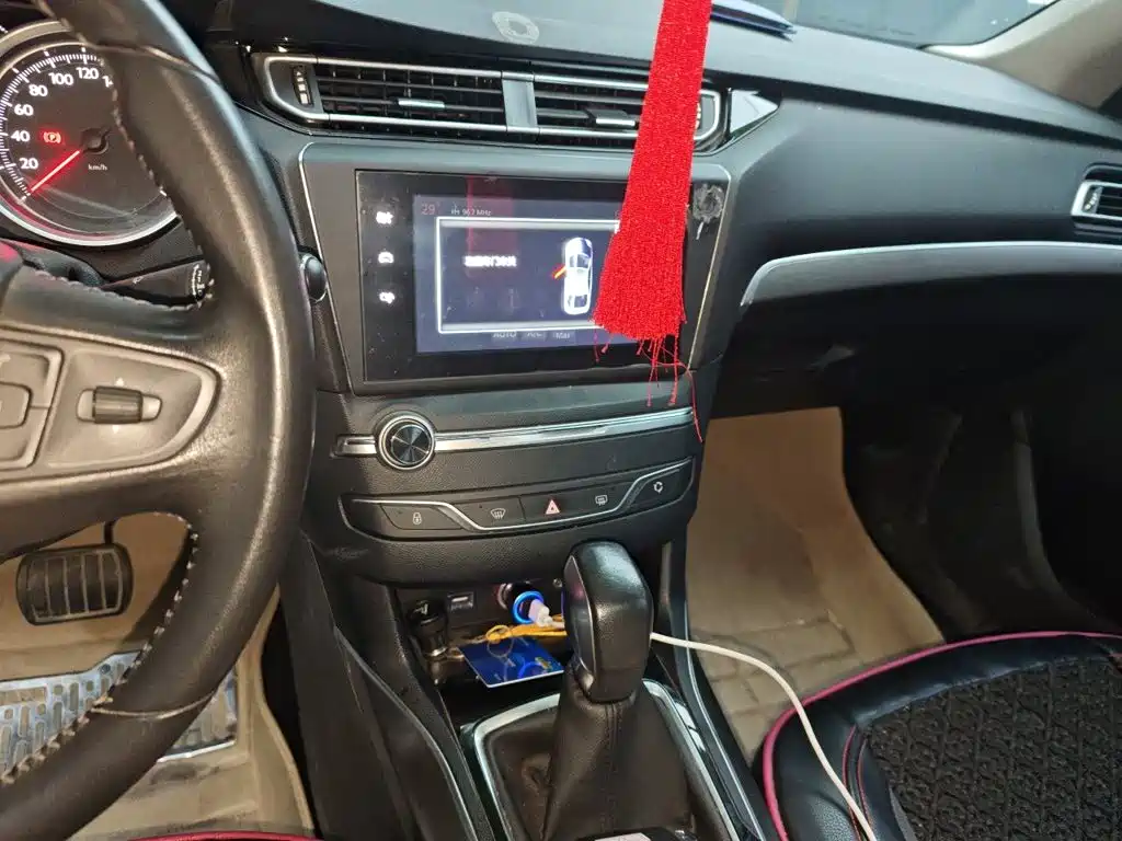 Peugeot 408 — миниатюра 9
