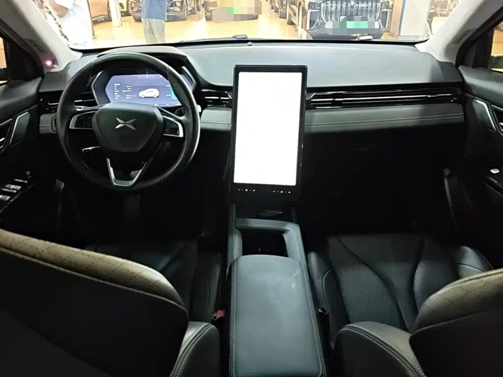 XPeng G3 — миниатюра 10