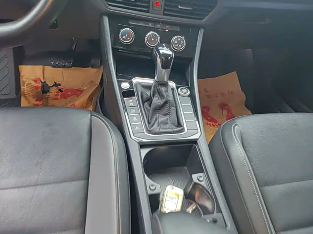 Volkswagen Sagitar — миниатюра 14