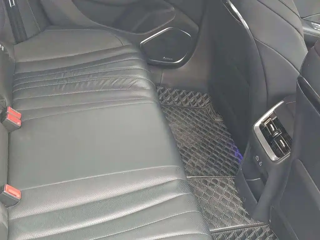 Hongqi Hongqi H5 — миниатюра 7
