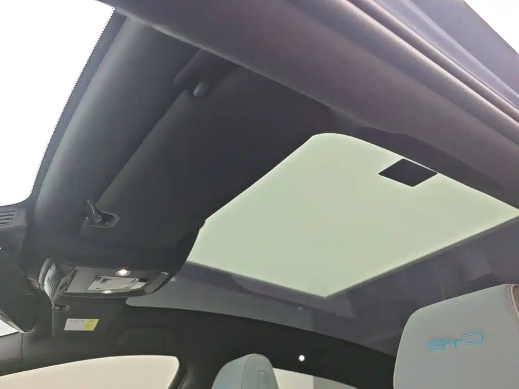 BYD Seal — миниатюра 18