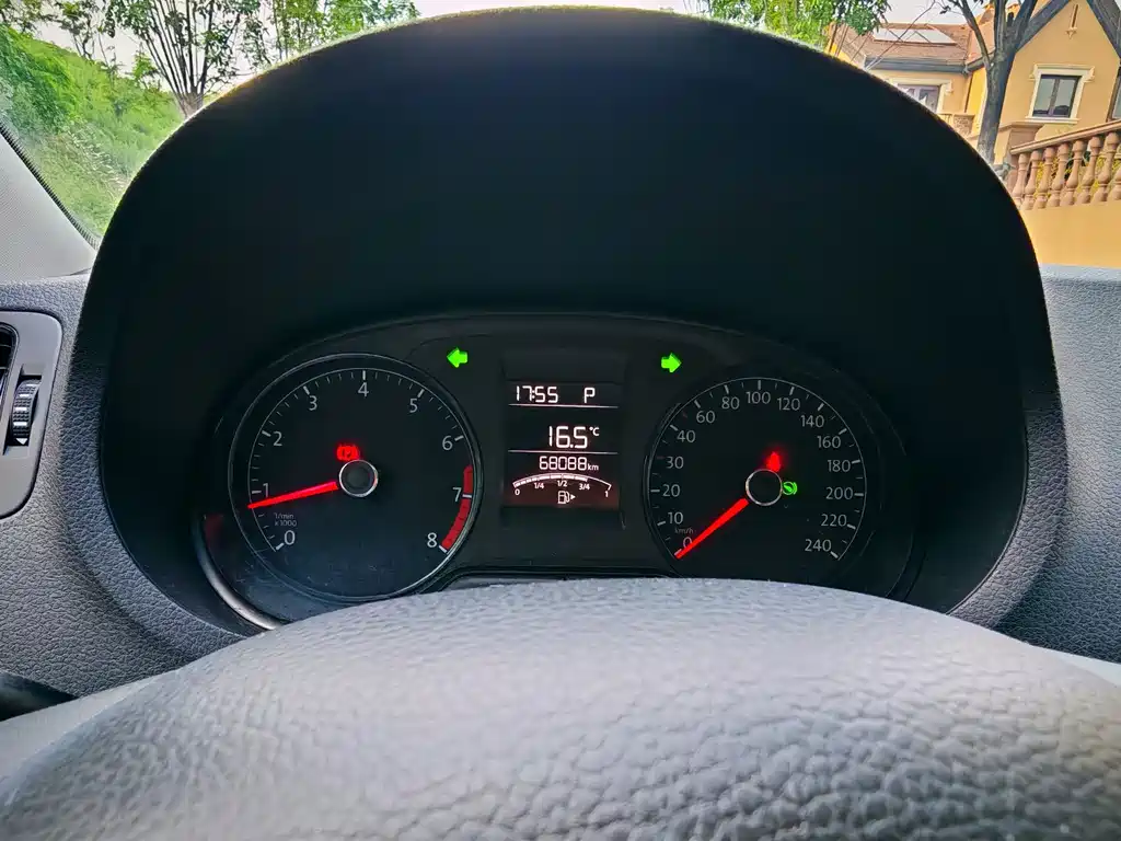 Volkswagen Polo — миниатюра 6
