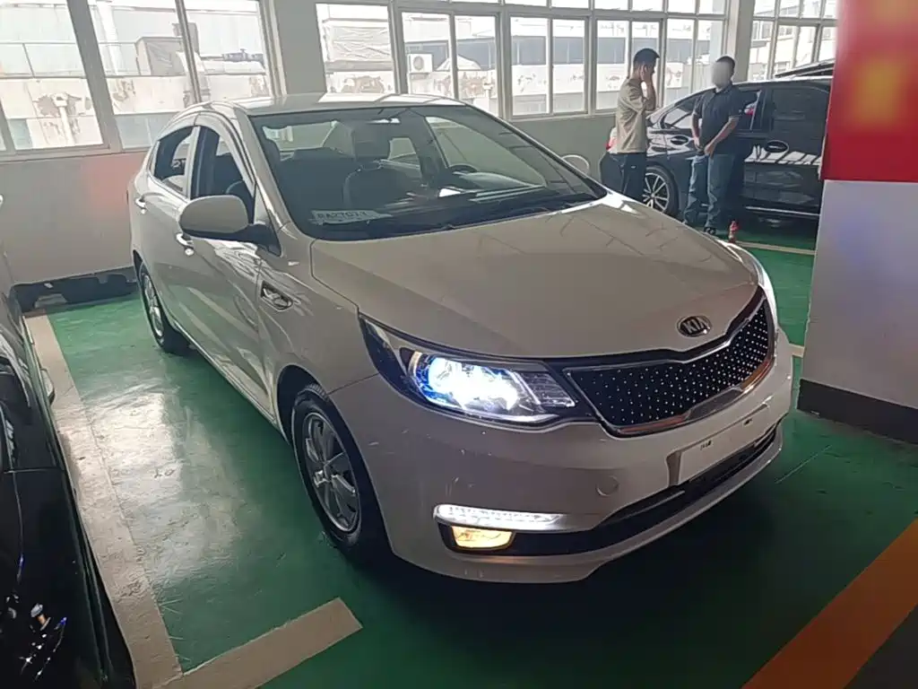 Kia K2 — миниатюра 4