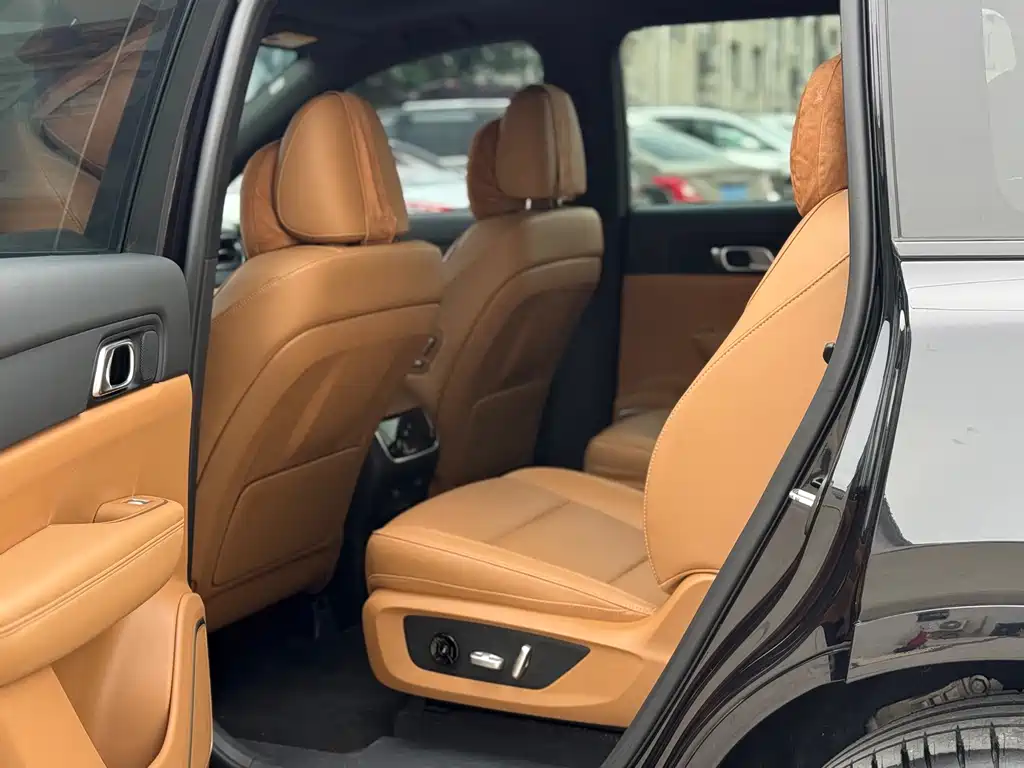 Li Auto Li ONE — миниатюра 6