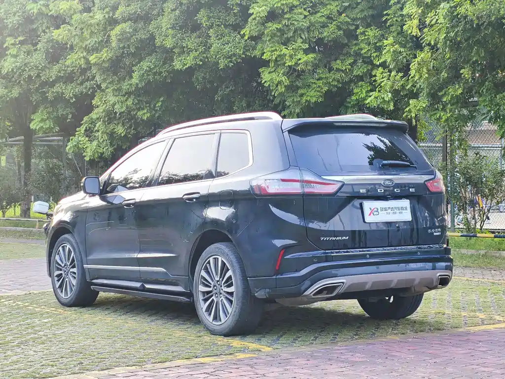 Ford Edge — миниатюра 5