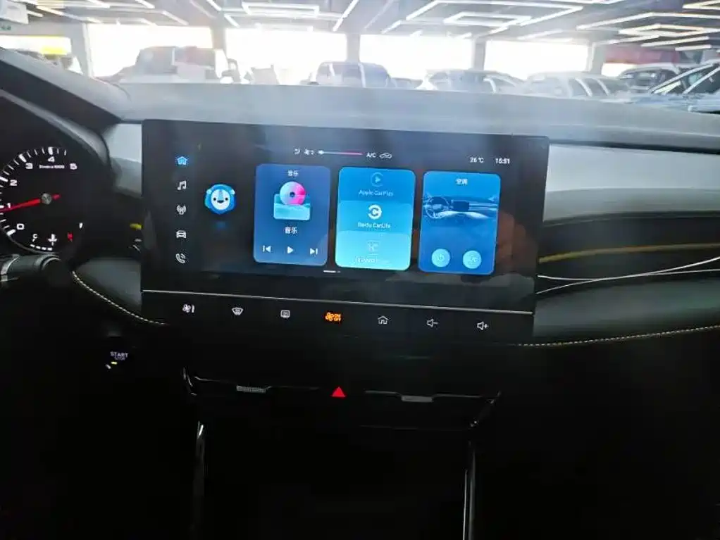 Roewe i5 — миниатюра 17