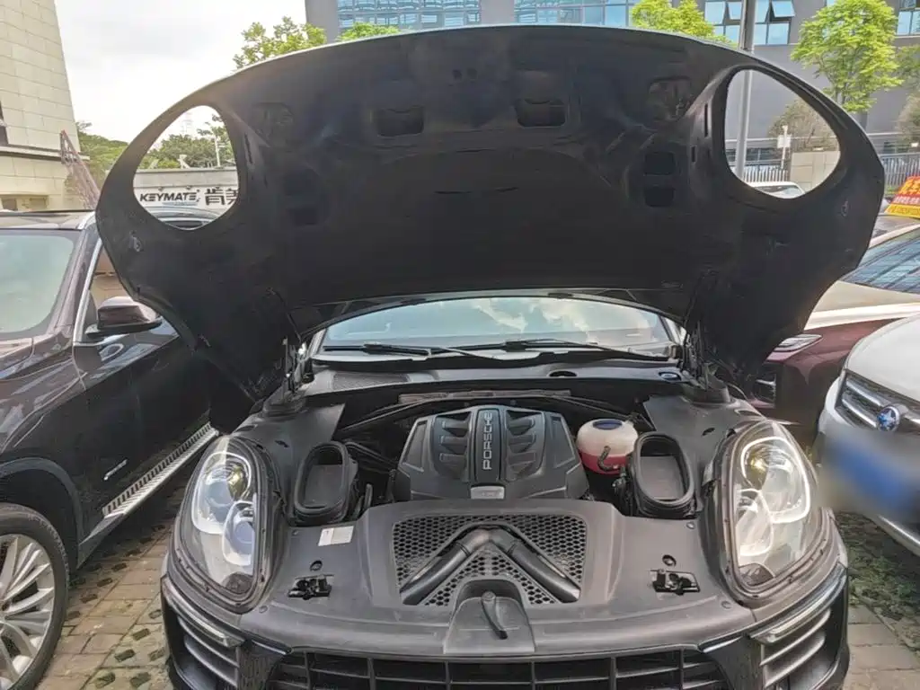 Porsche Macan — миниатюра 20