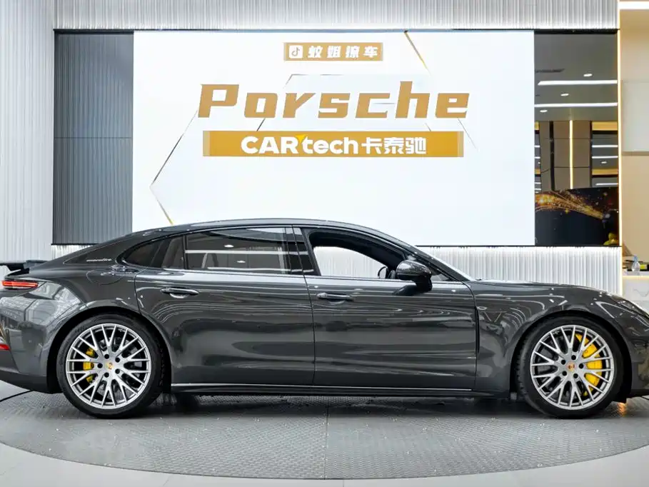 Porsche Panamera — миниатюра 4