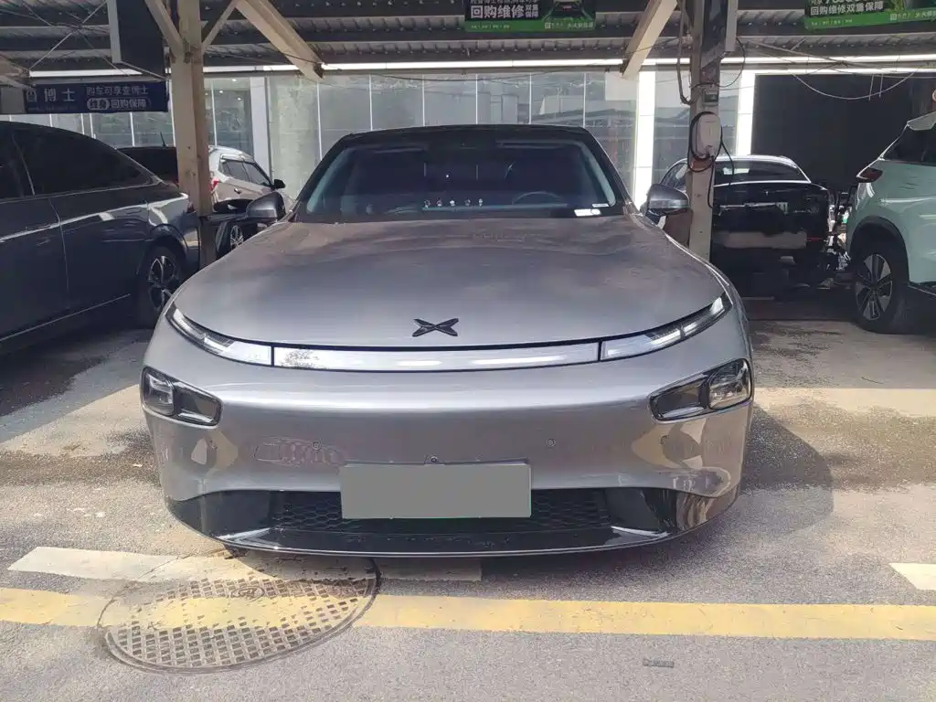XPeng P7 — миниатюра 2