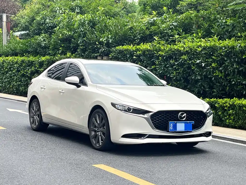 Mazda 3 Axela — миниатюра 3