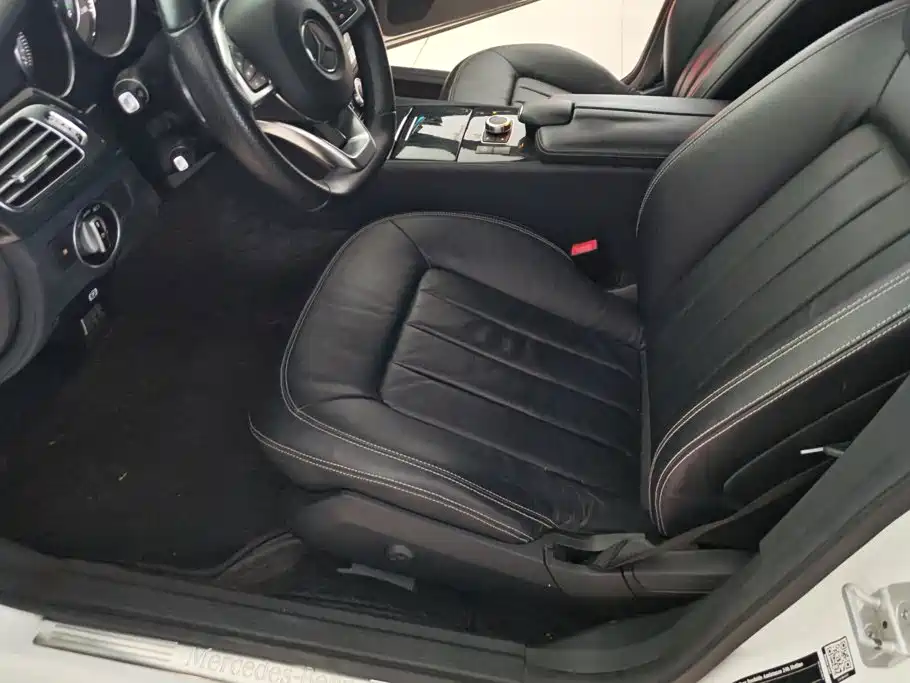 Mercedes-Benz CLS — миниатюра 9
