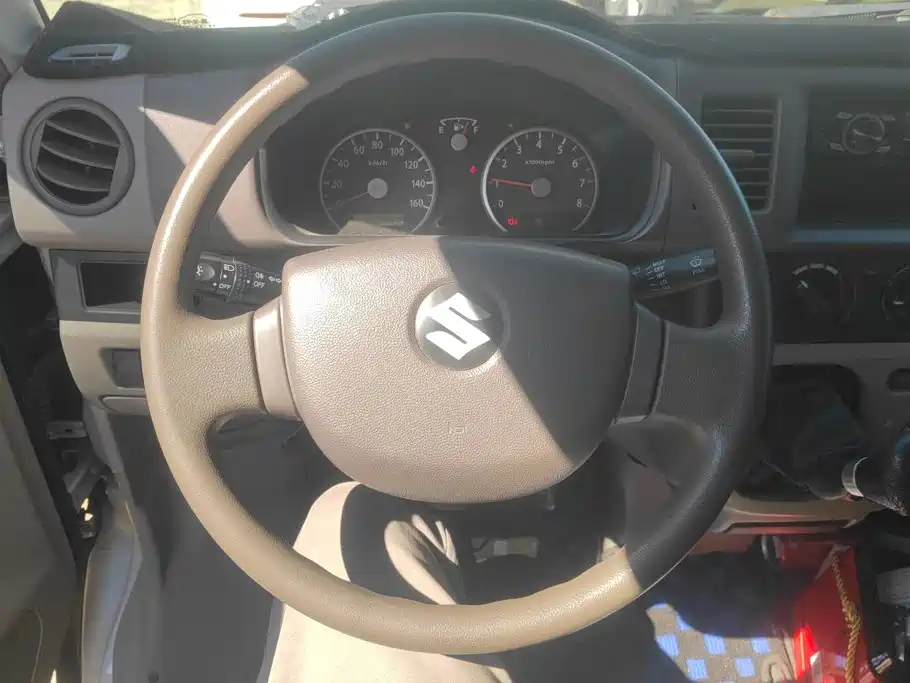 Suzuki Landi — миниатюра 15