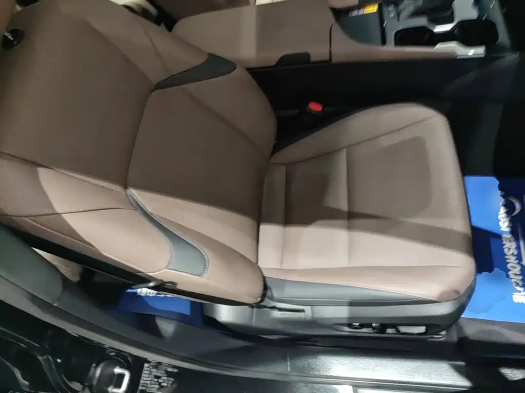 Lexus ES — миниатюра 25