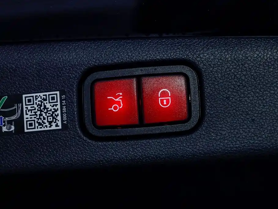 Mercedes-Benz E-Class E 2026 E 300 L Fashion