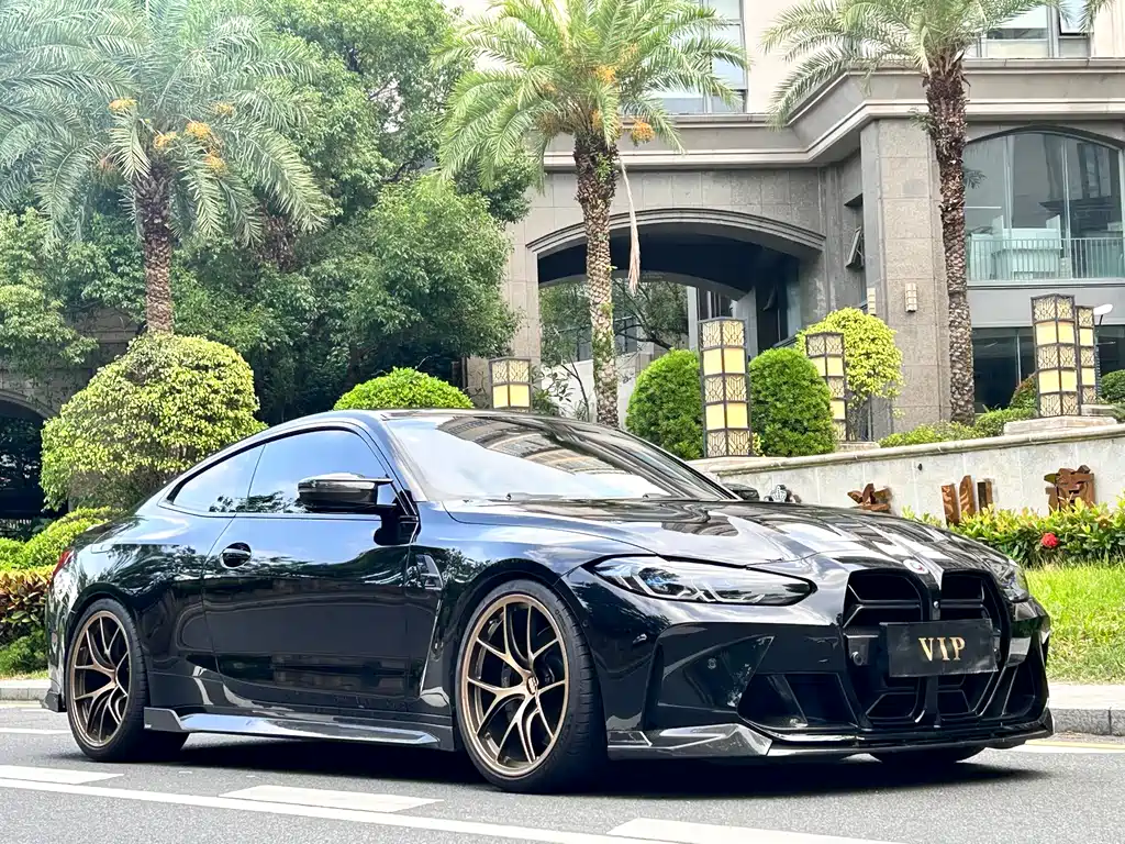 BMW M4 2022 M4
