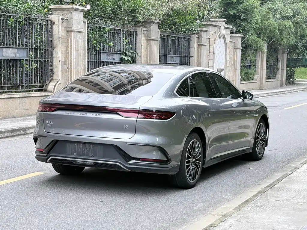 BYD Han — миниатюра 6