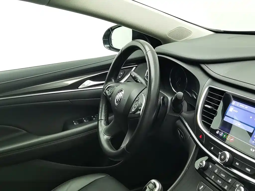 Buick LaCrosse — миниатюра 22