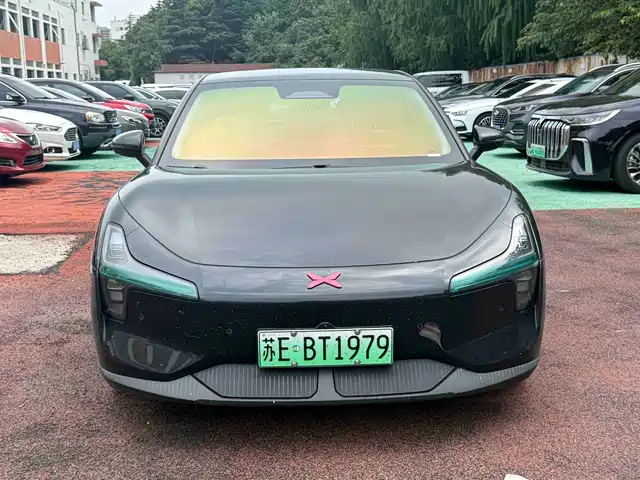 2025 Xpeng Mona M03