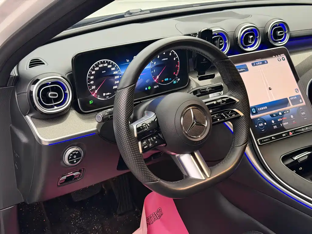 Mercedes-Benz C-Class — миниатюра 7