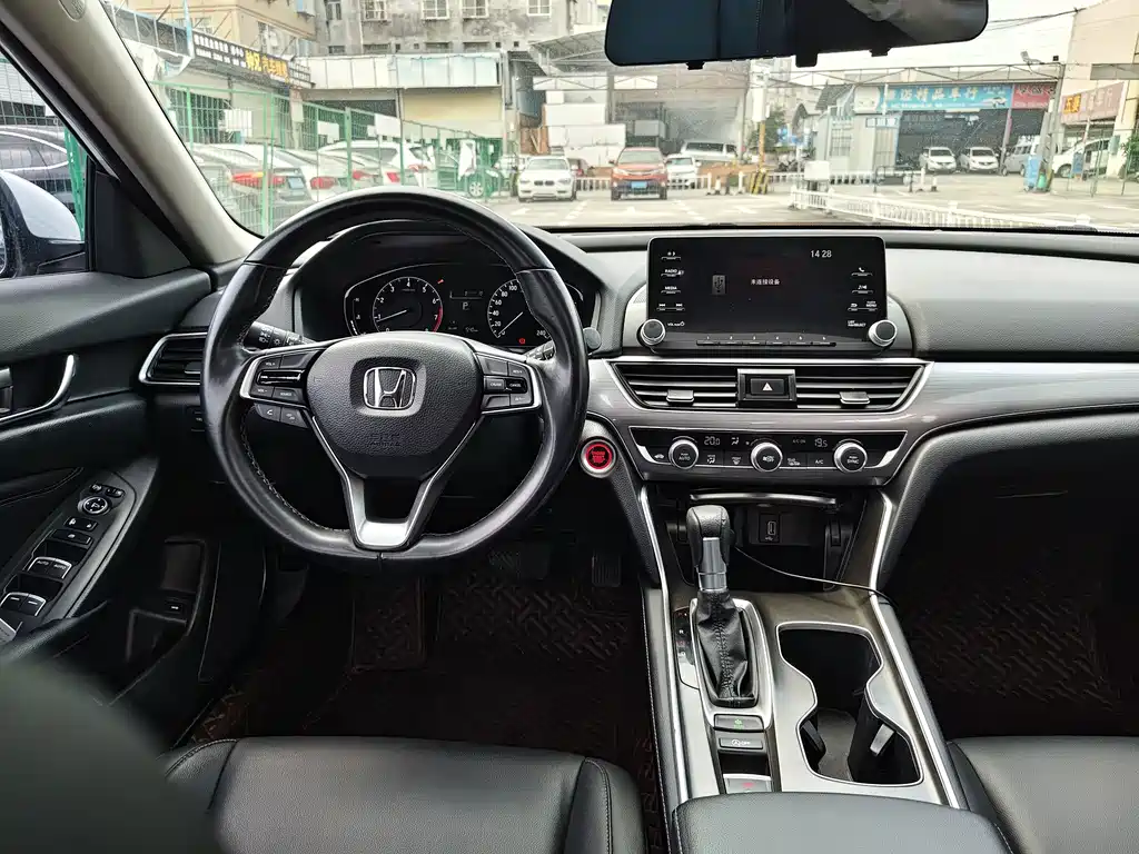 Honda Accord — миниатюра 4