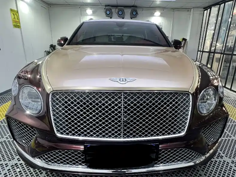 Купить Bentley Bentayga