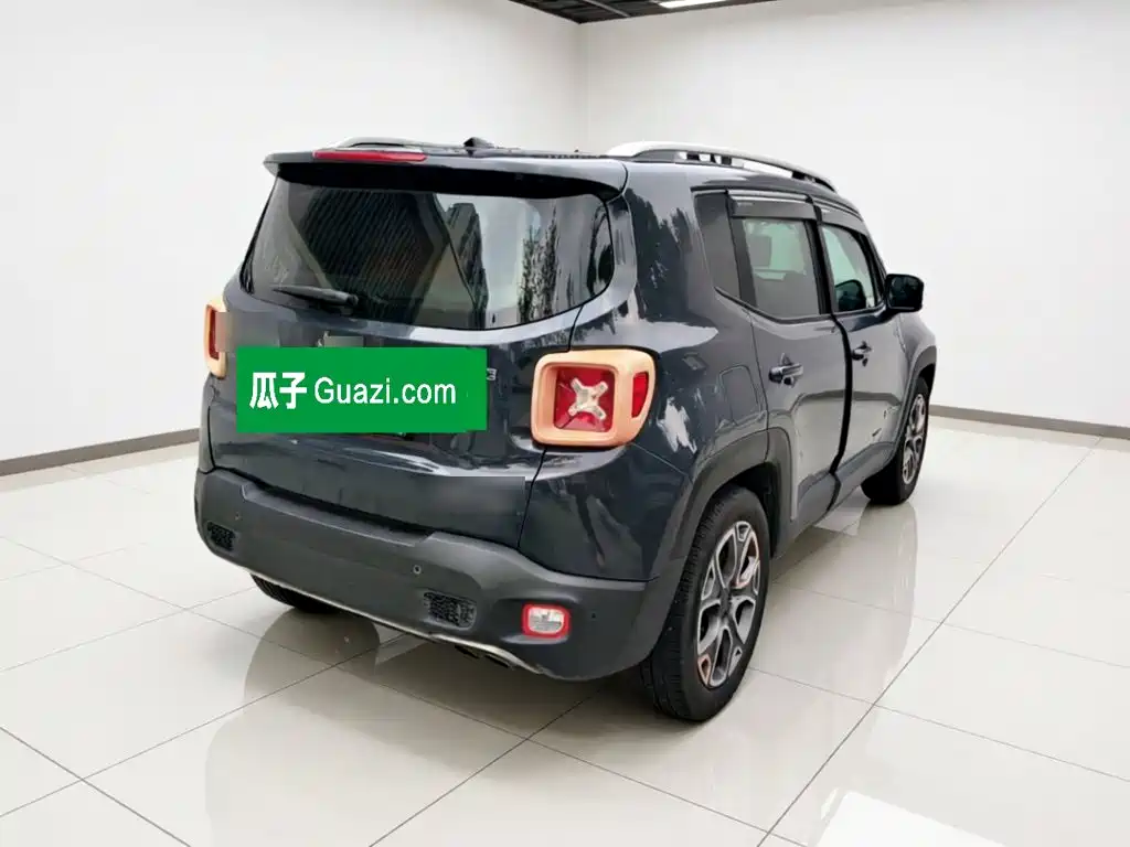 Jeep Renegade — миниатюра 4