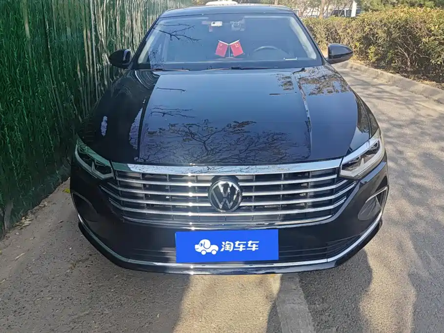 Volkswagen Lavida — миниатюра 2