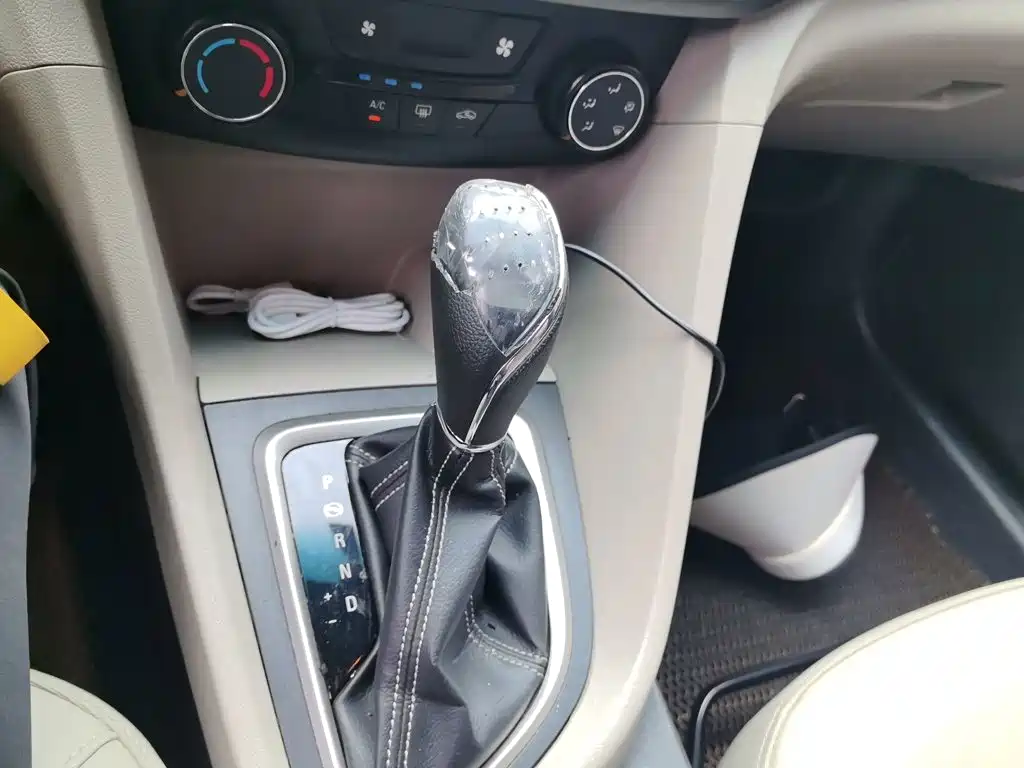 Buick Excelle — миниатюра 15
