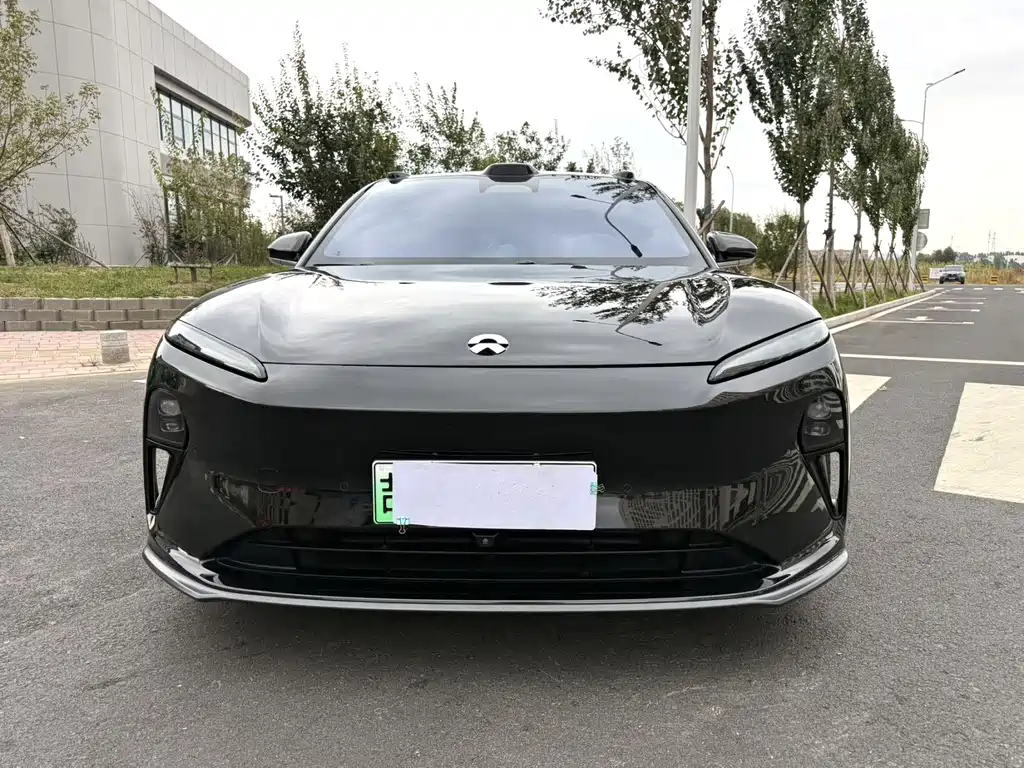NIO ET5T