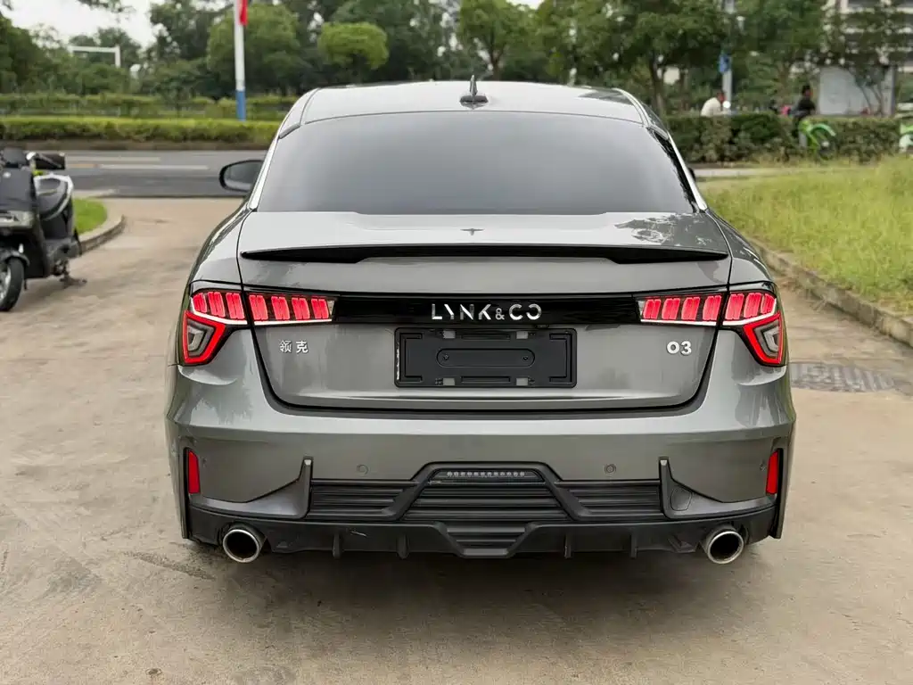 Lynk & Co 03 — миниатюра 9