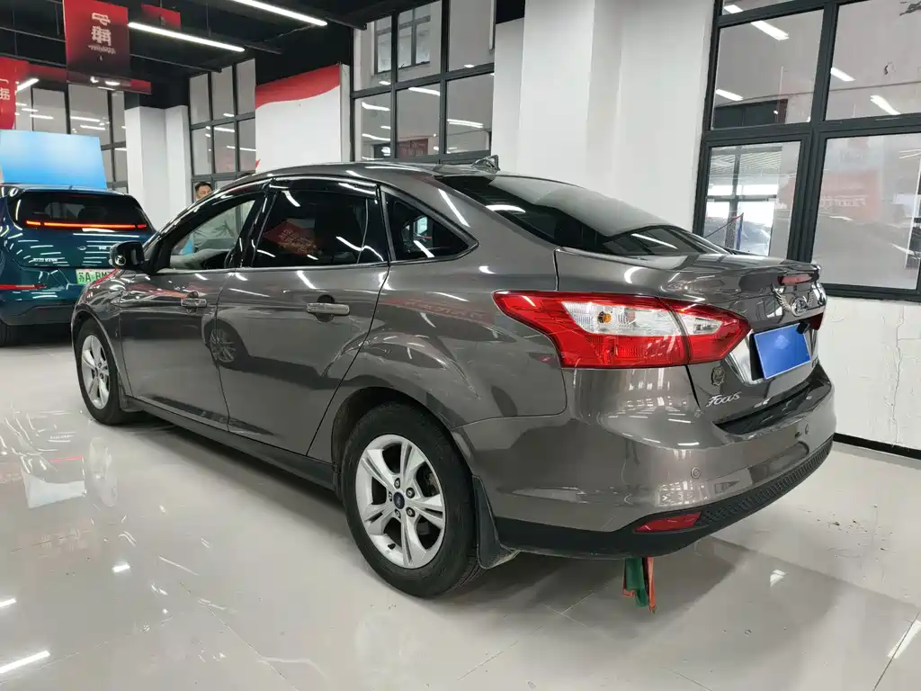 Ford Focus — миниатюра 3
