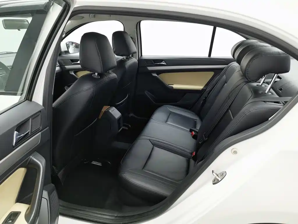 Volkswagen Lavida — миниатюра 15