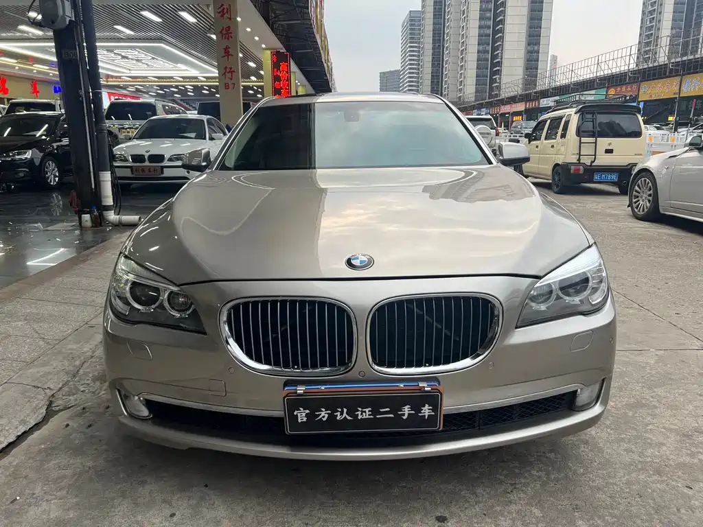 BMW 7 Series 2011
