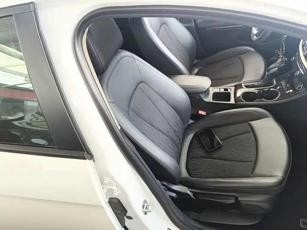 Buick Verano — миниатюра 25