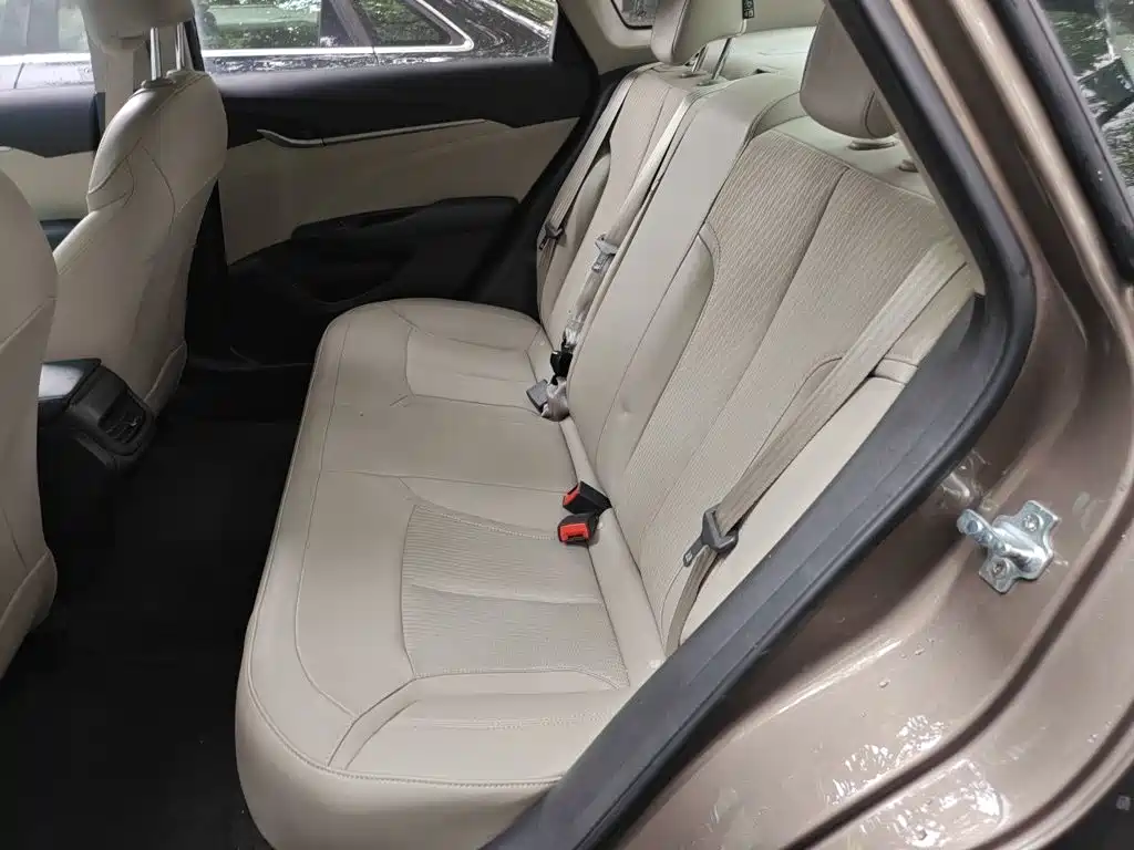Buick Excelle — миниатюра 18