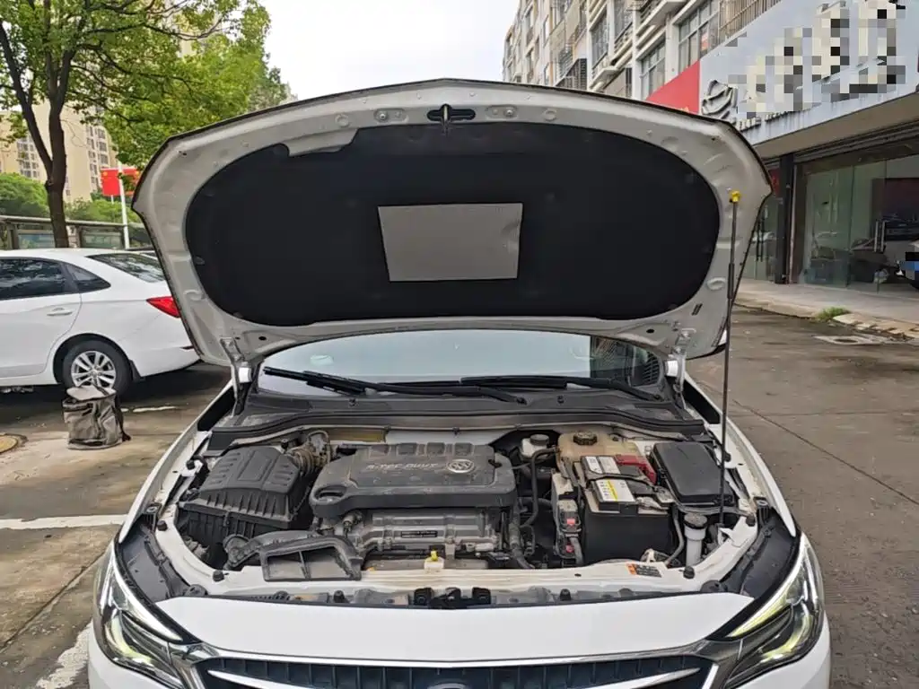 Buick Excelle — миниатюра 20