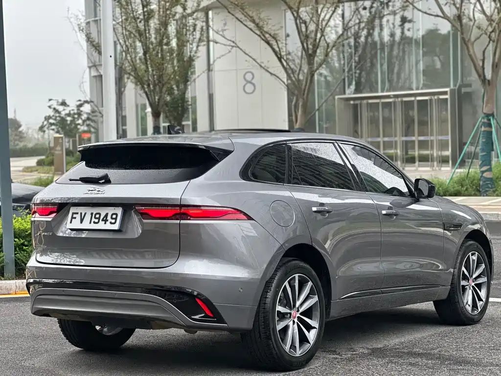 Jaguar F-PACE — миниатюра 7