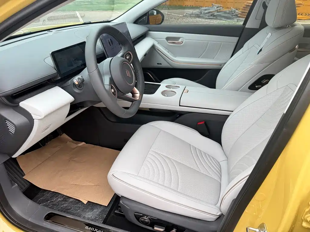 Baojun Xiangjing 2025 140km Luxury