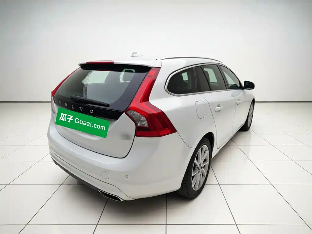 Volvo V60 — миниатюра 6