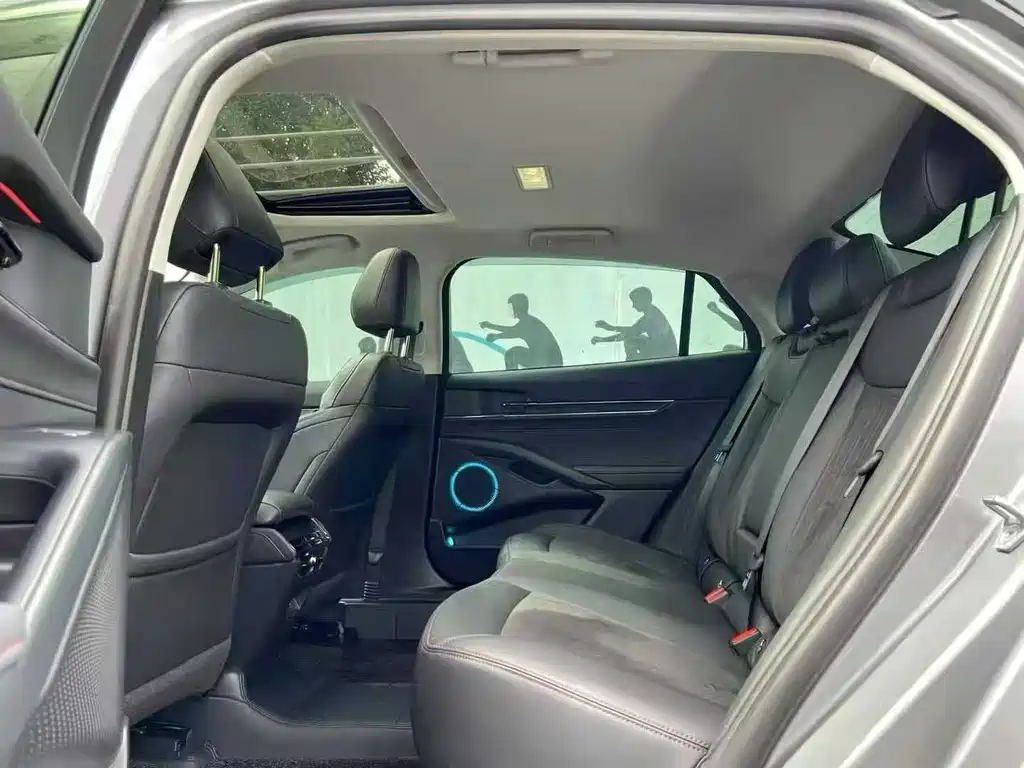 Ford Mondeo — миниатюра 4
