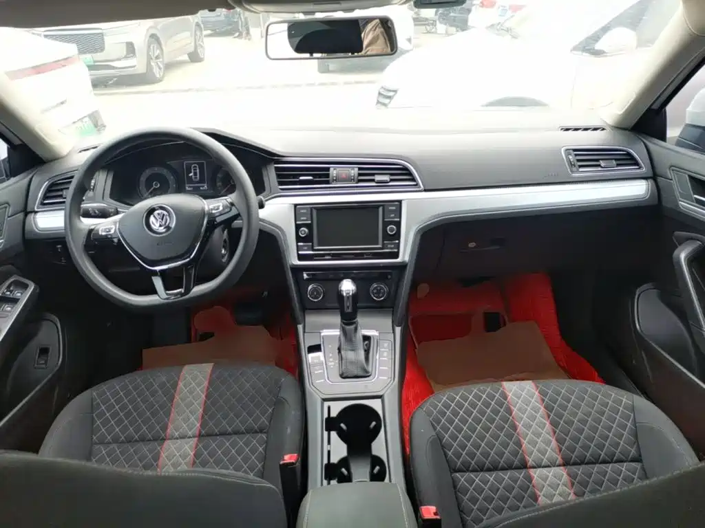 Volkswagen Lamando — миниатюра 10