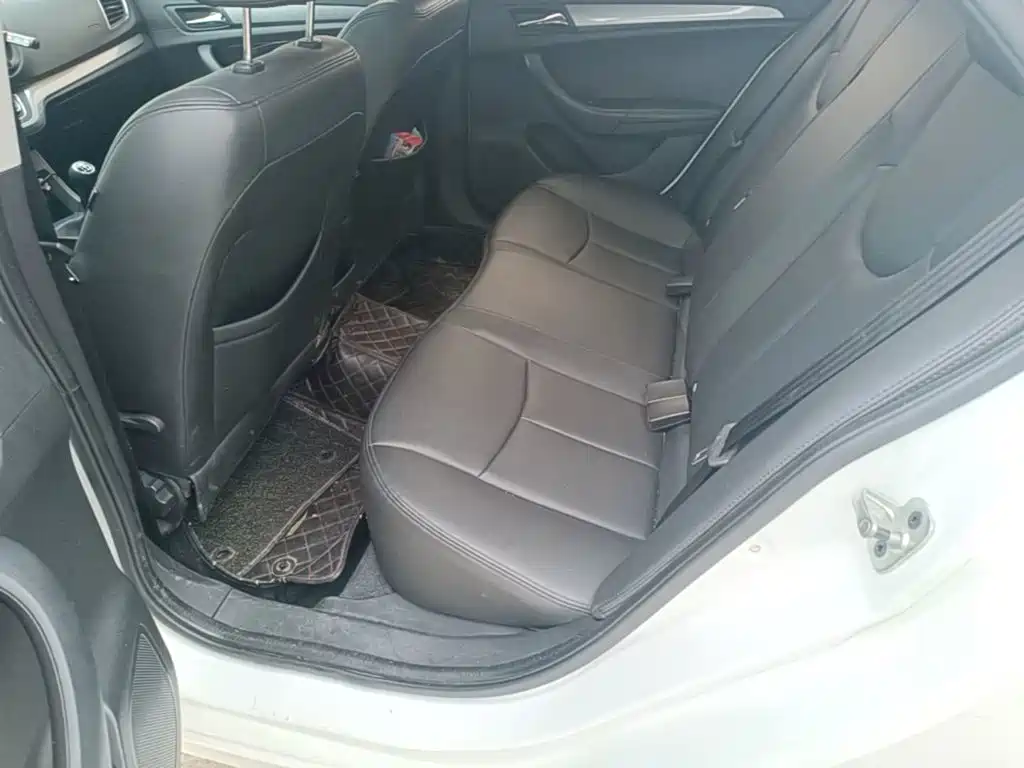 Roewe 360 — миниатюра 17