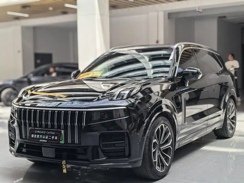 Lynk & Co 09 EM-P 2023