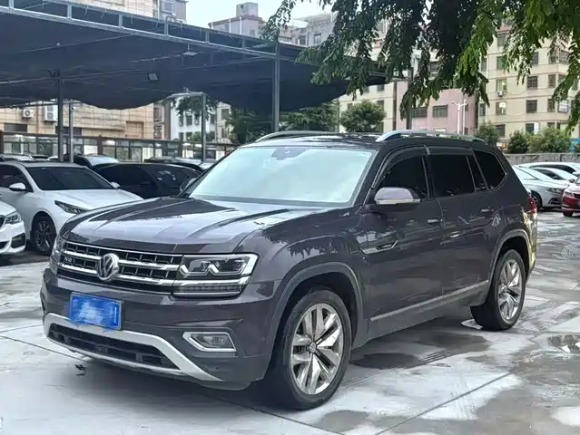 VOLKSWAGEN TOURANG 2018