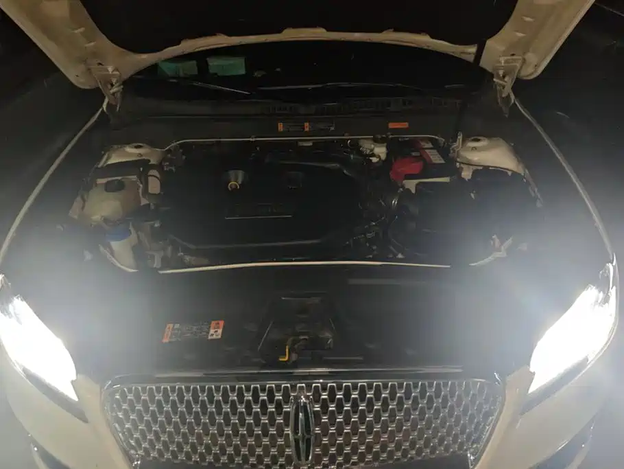 Lincoln MKZ — миниатюра 10