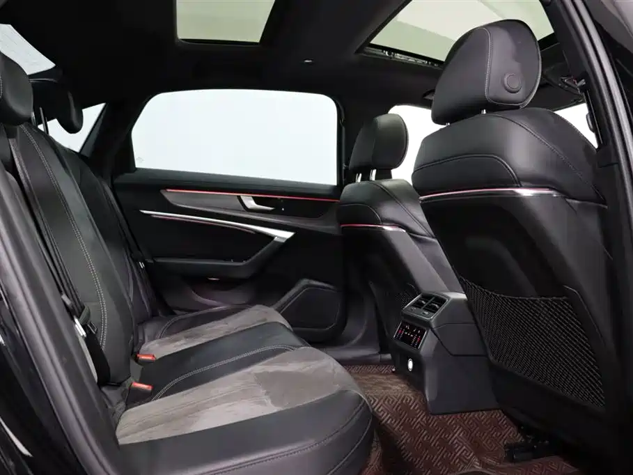 Audi A6L — миниатюра 6